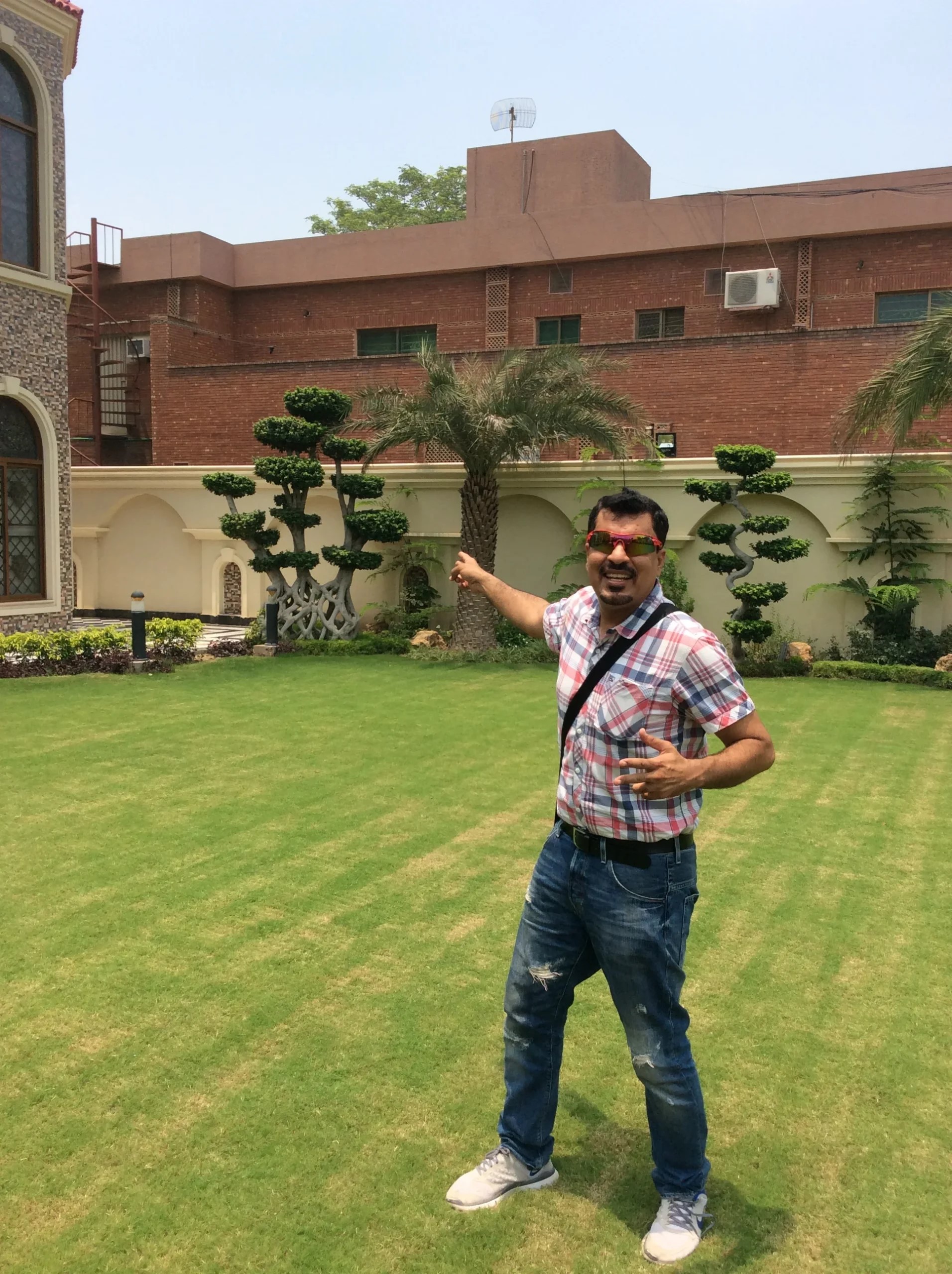 Children's play lawn