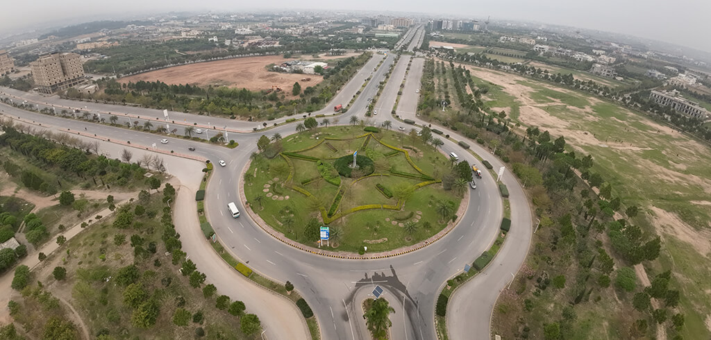 Gulberg Greens photo 4